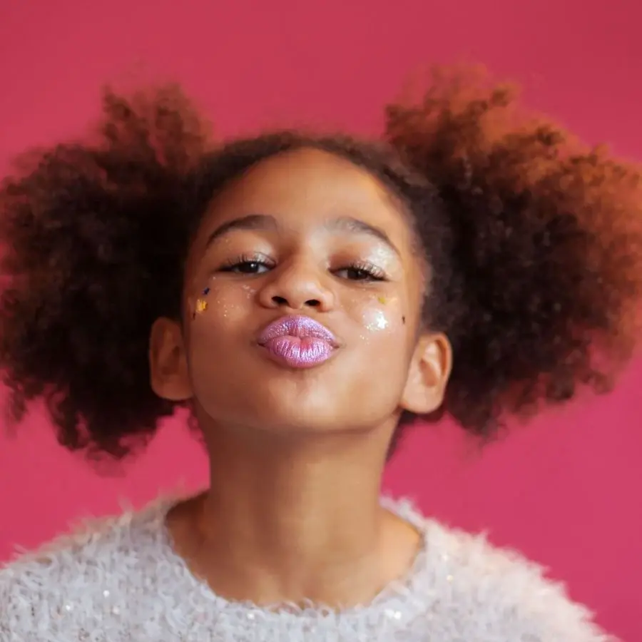 makeup-for-kids.webp